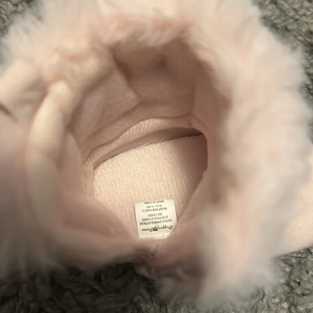 NWOT Stepping Stones Pink Fur Boots